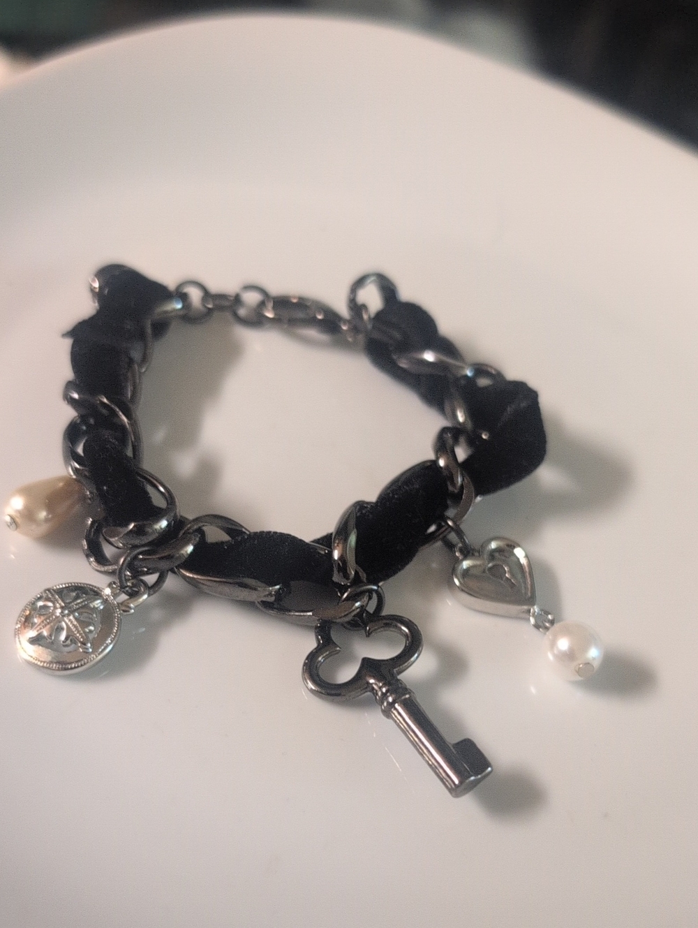 Guess Black Ribbon Chain Charm Bracelet with Key & Pearl Accents